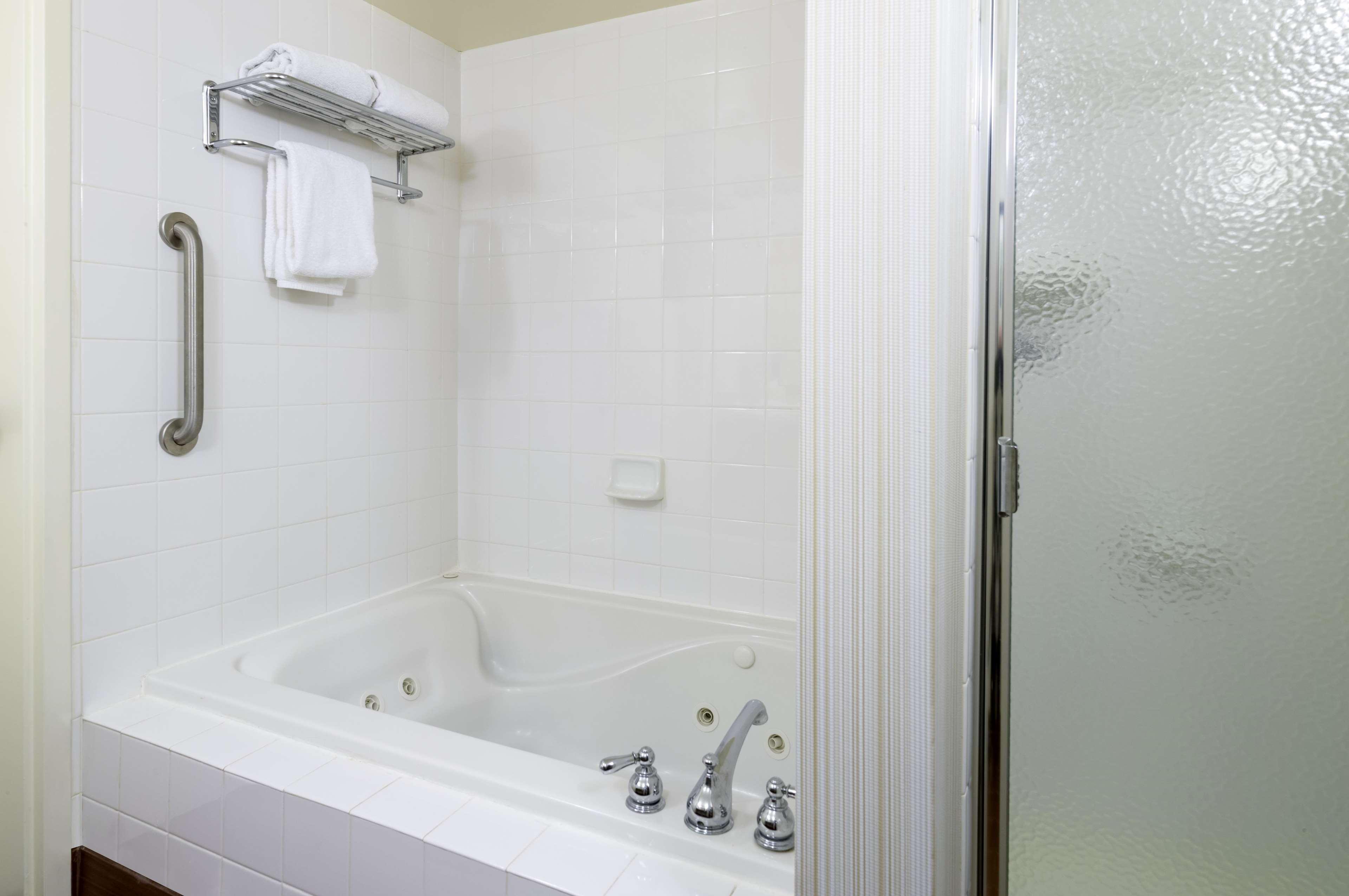 Hilton Garden Inn Edison/Raritan Center Екстер'єр фото
