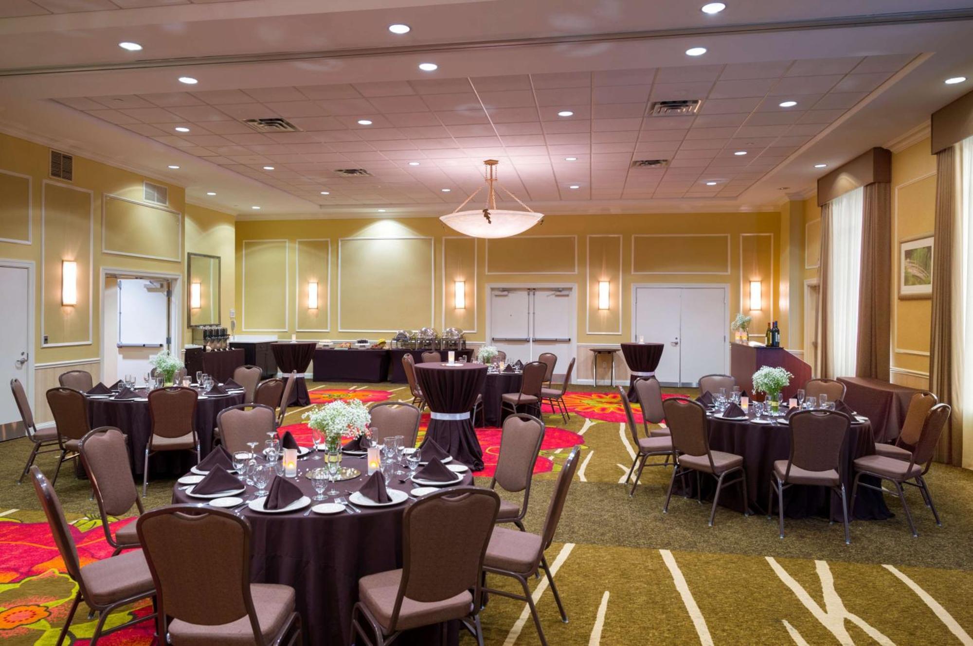 Hilton Garden Inn Edison/Raritan Center Екстер'єр фото