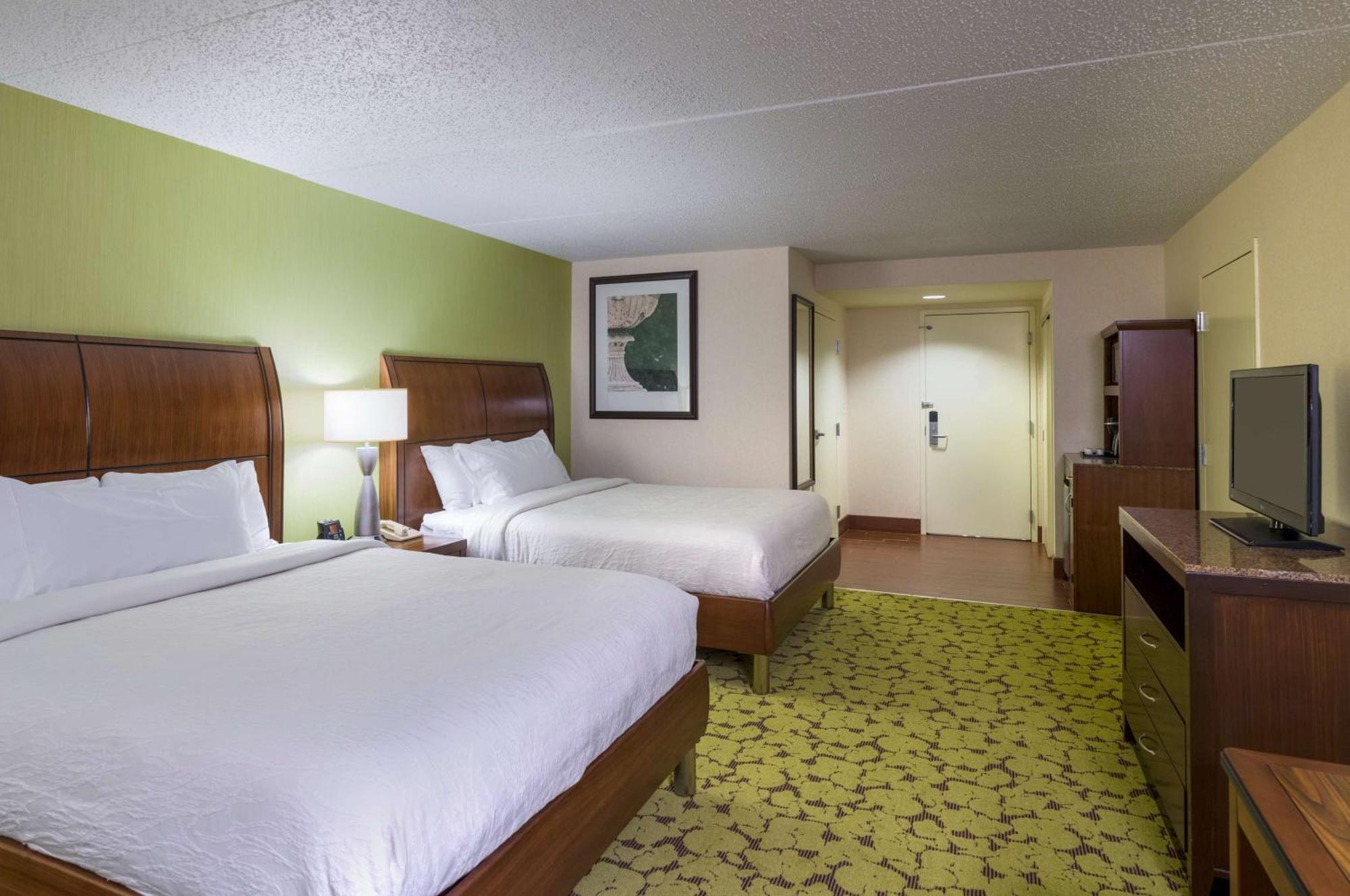 Hilton Garden Inn Edison/Raritan Center Екстер'єр фото