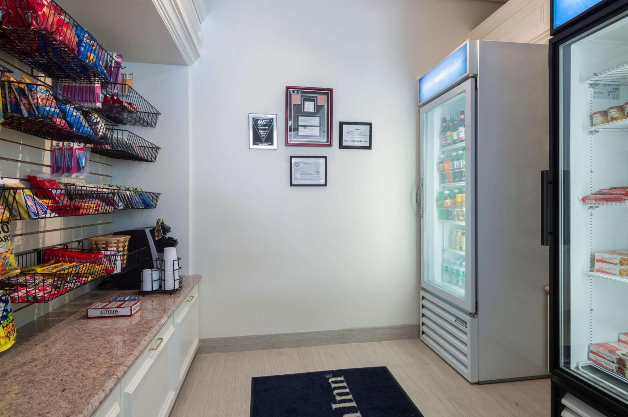 Hilton Garden Inn Edison/Raritan Center Екстер'єр фото