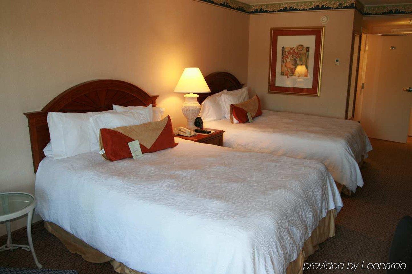 Hilton Garden Inn Edison/Raritan Center Номер фото