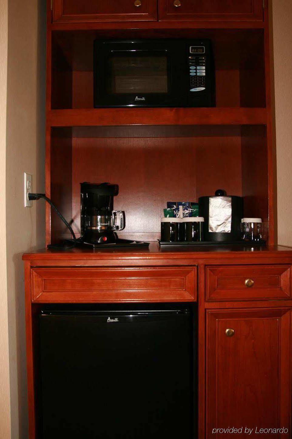 Hilton Garden Inn Edison/Raritan Center Номер фото